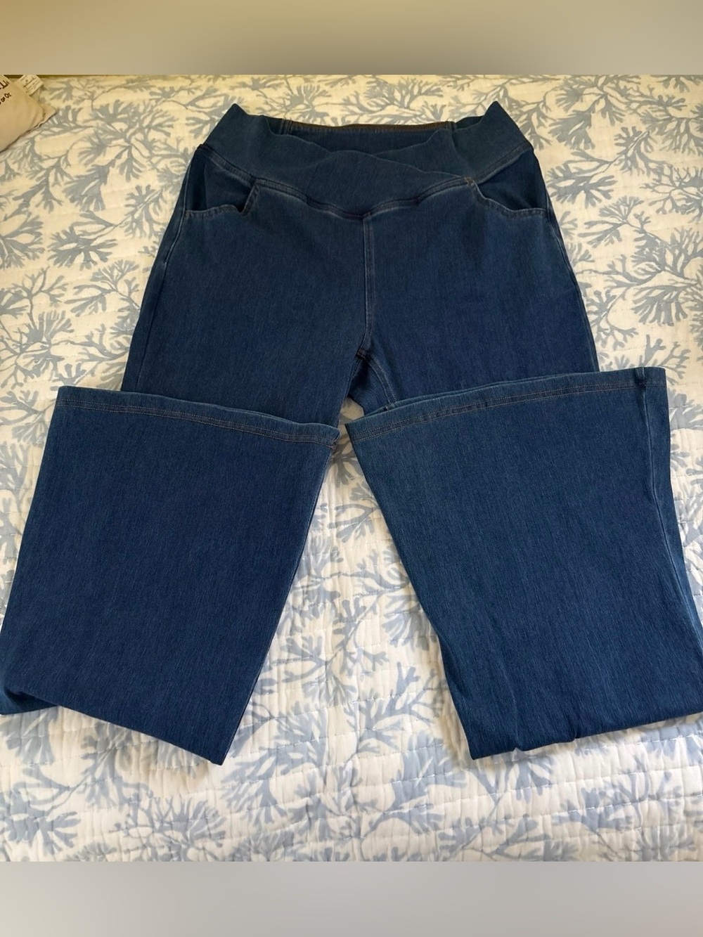 Halara Women’s Dark Blue Stretch Denim Jeans Size large